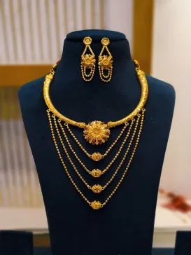 Exclusive 1.5 Gram Gold Plated Floral Hasuli Necklace Set