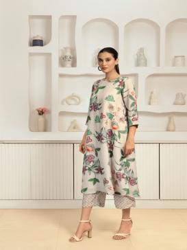 Loream Embroidered Stylish Kurti Set